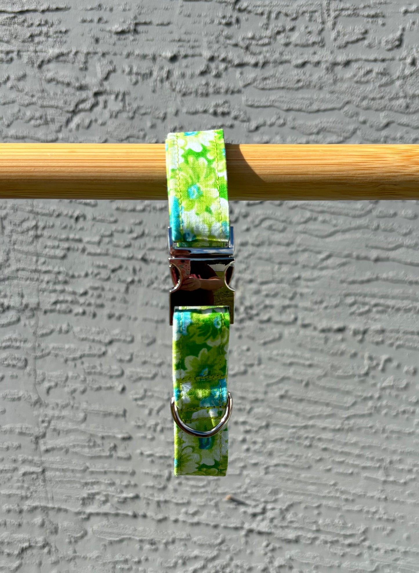 Bright Green Daisies Fabric Dog Collar